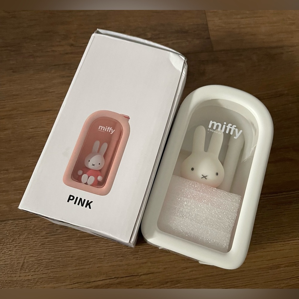 MIFFY-Imported (NWT/Box) Mini White Humidifier
